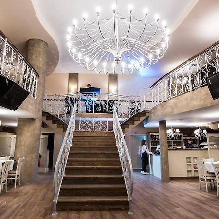Hotel Victoria Panagyurishte Luaran gambar