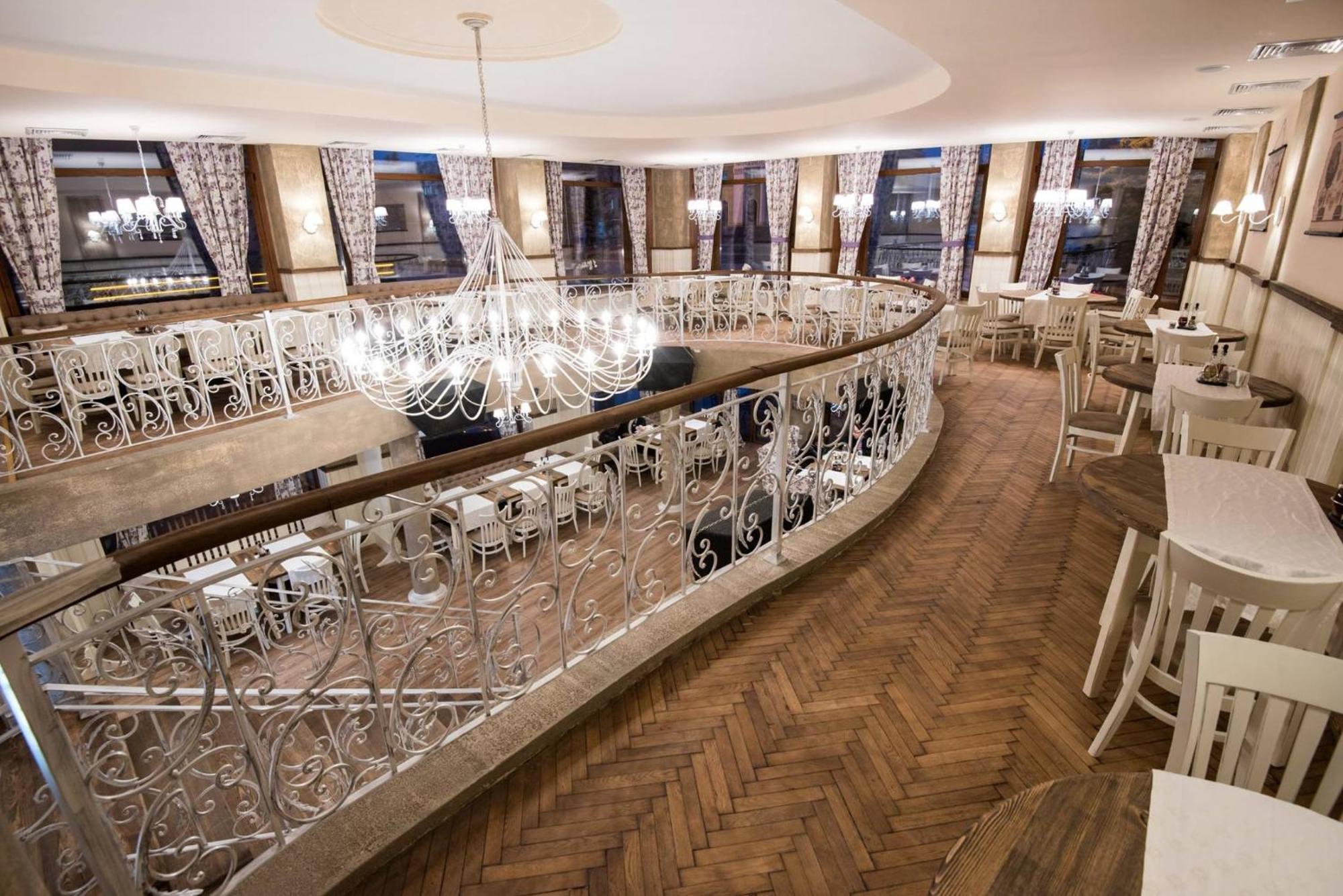 Hotel Victoria Panagyurishte Luaran gambar