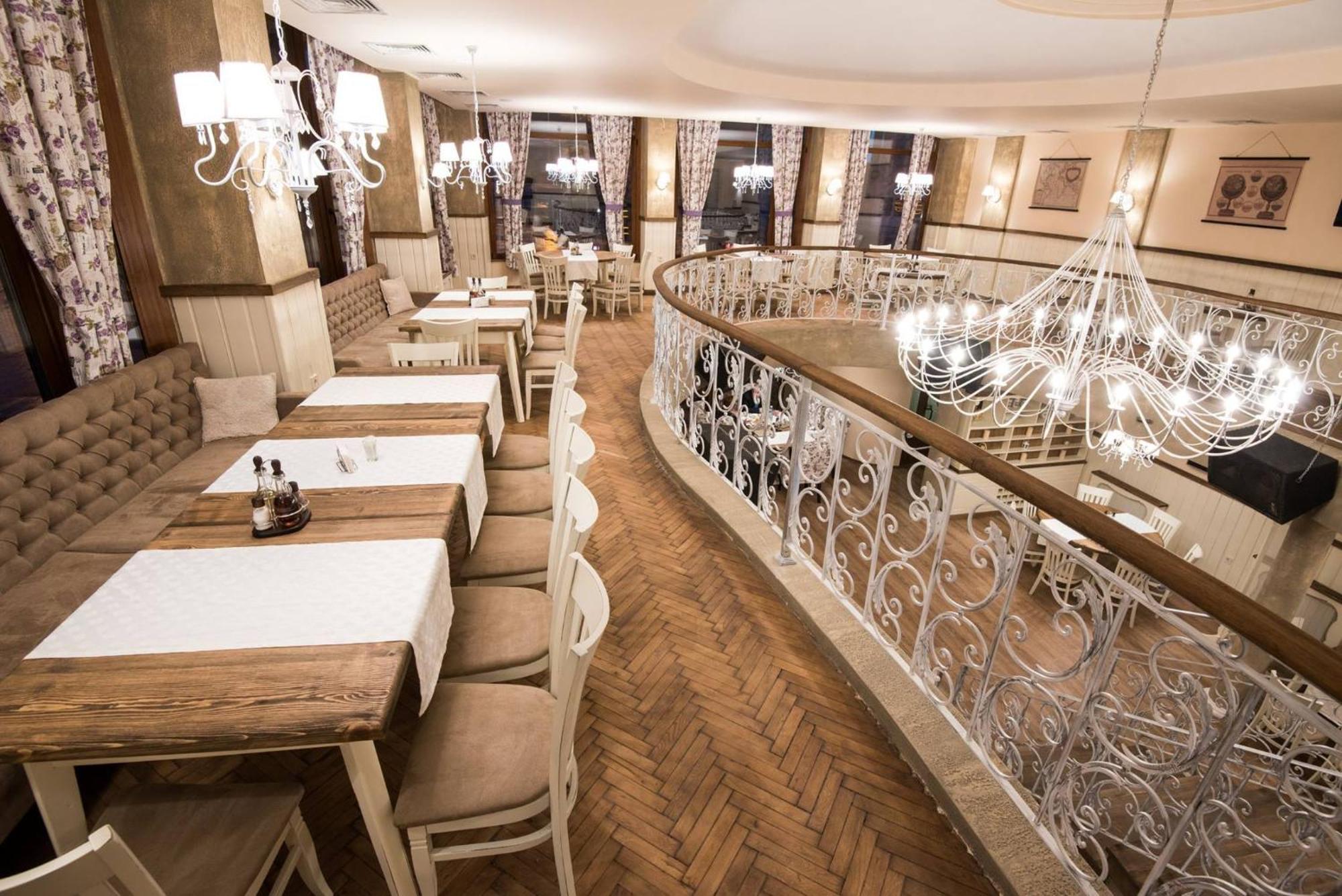 Hotel Victoria Panagyurishte Luaran gambar